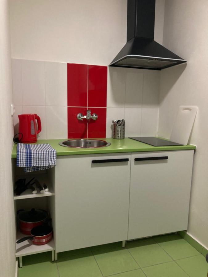 Capsule Hostel Zizkov Tower Prague Ngoại thất bức ảnh