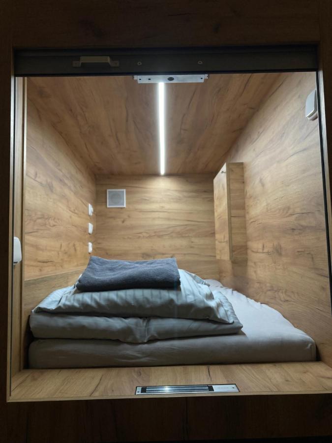 Capsule Hostel Zizkov Tower Prague Ngoại thất bức ảnh